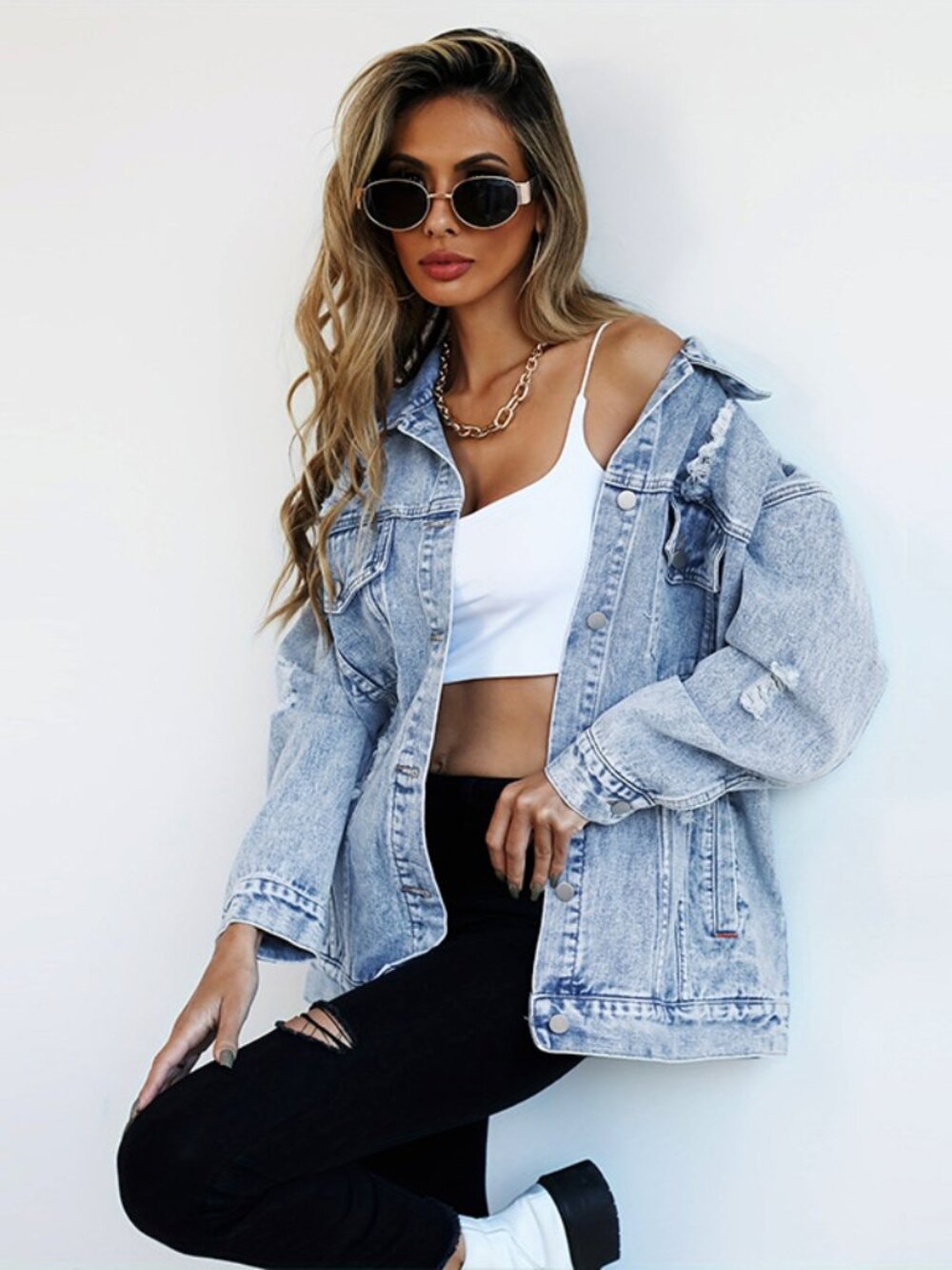 Women’s Boyfriend Style Ripped Denim Jacket Oversized Distressed Light Blue Jean